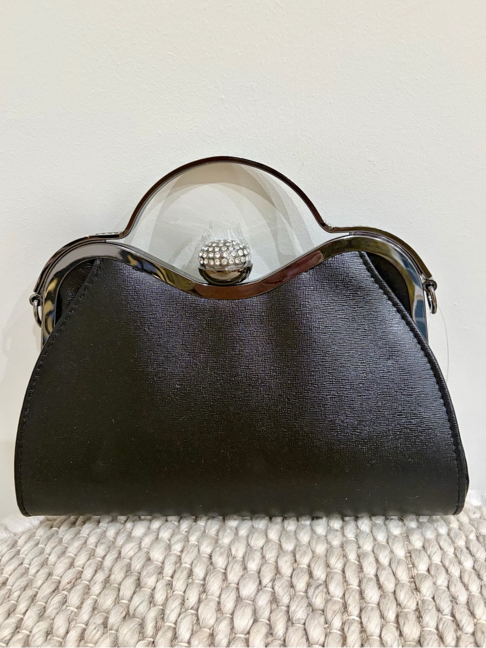 Rhinestone Kisslock Evening Bag with Crossbody Chain - Picture 6 of 10